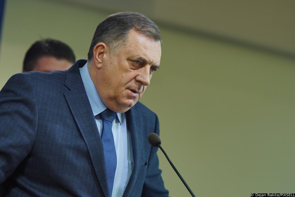Bećirović traži od EU-a strože sankcije protiv Dodika