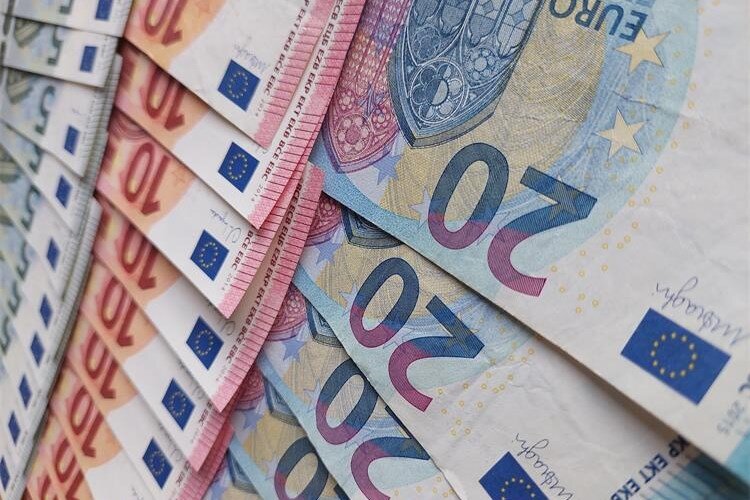 Prevarantu platila više od 25 tisuća eura da izbjegne zatvorsku kaznu