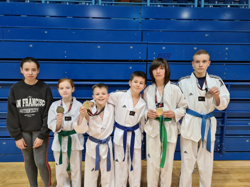 Nove medalje osvojili članovi Taekwondo kluba Radnik