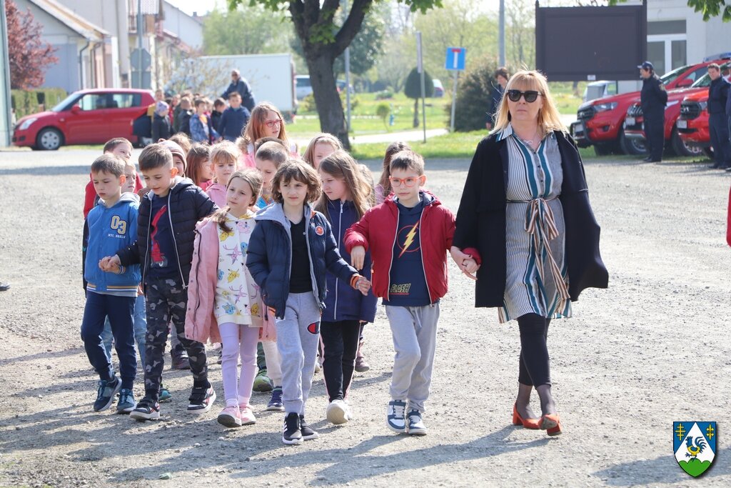 Tehnički zbor žurnih službi (17)