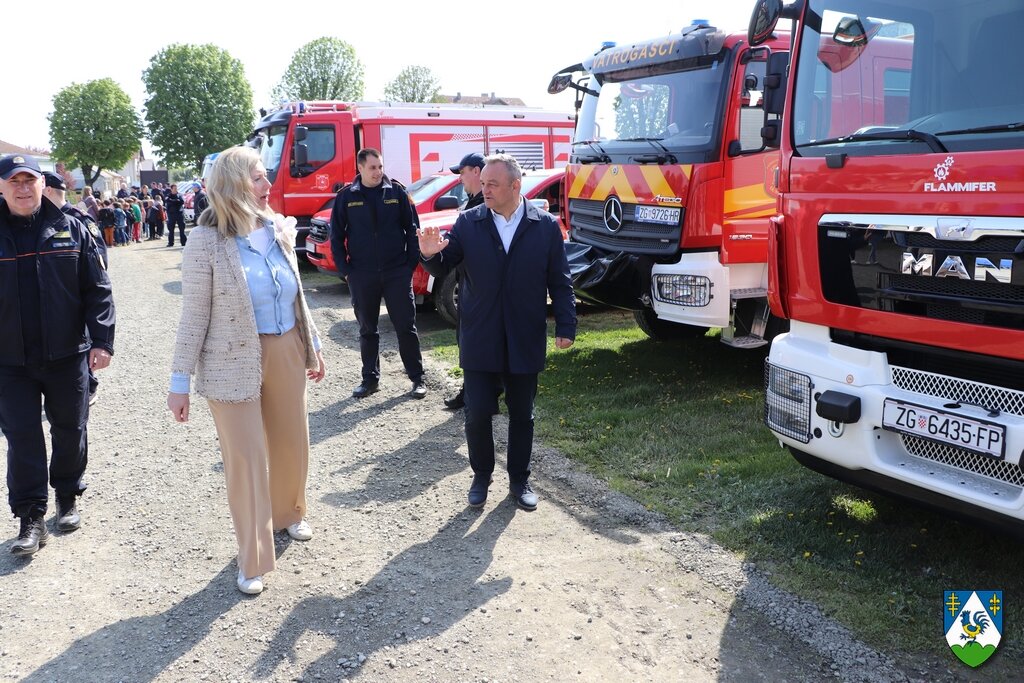 Tehnički zbor žurnih službi (41)