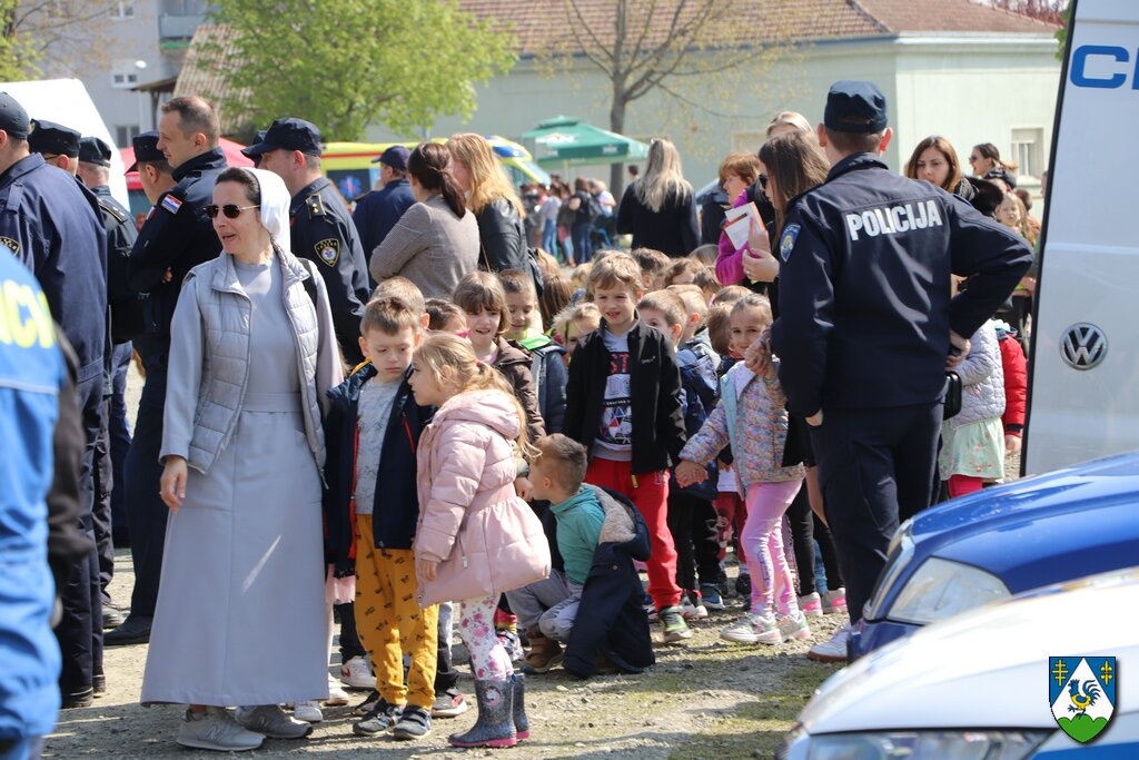 Tehnički zbor žurnih službi (58)