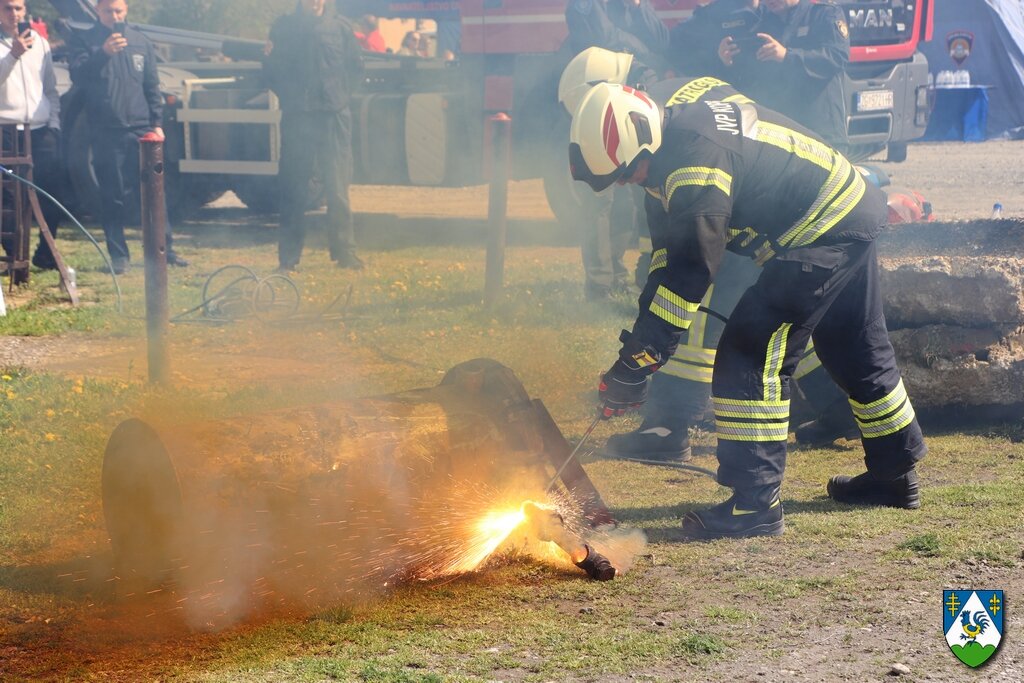 Tehnički zbor žurnih službi (66)