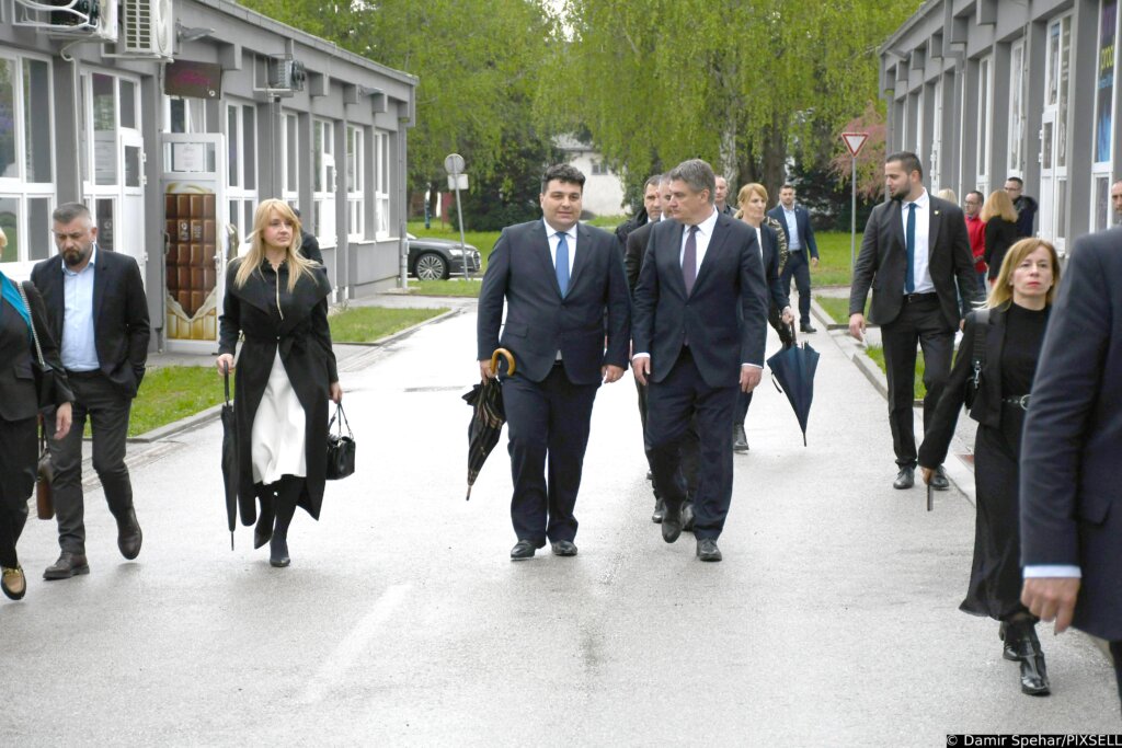 Predsjednik Milanović u Križevcima posjetio Zvjezdarnicu i Razvojni centar i tehnološki park