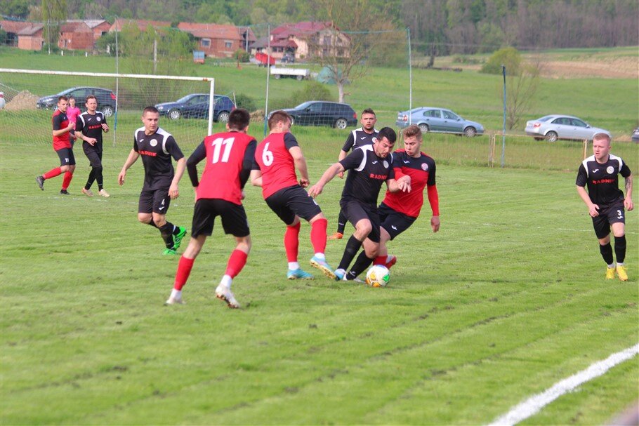 [FOTO/VIDEO] NOGOMET 2. ŽNL Viktorija preokretom do pobjede nad Hrvatskim bojovnikom