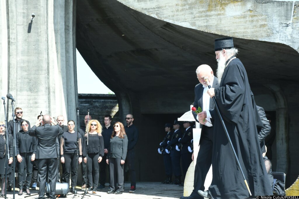 Mesiću pozlilo tijekom komemoracije u Jasenovcu