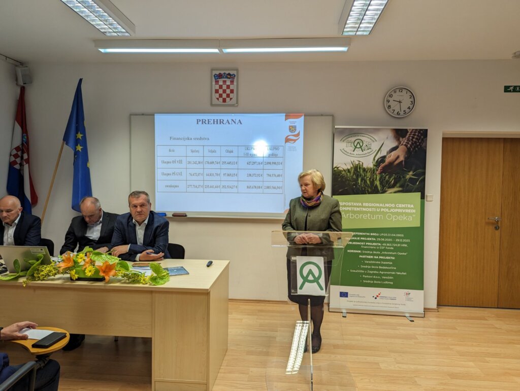 040523_kolegij arboretum_8