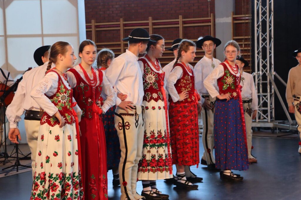 342109227_1690886534708770_7585652380915369013_n