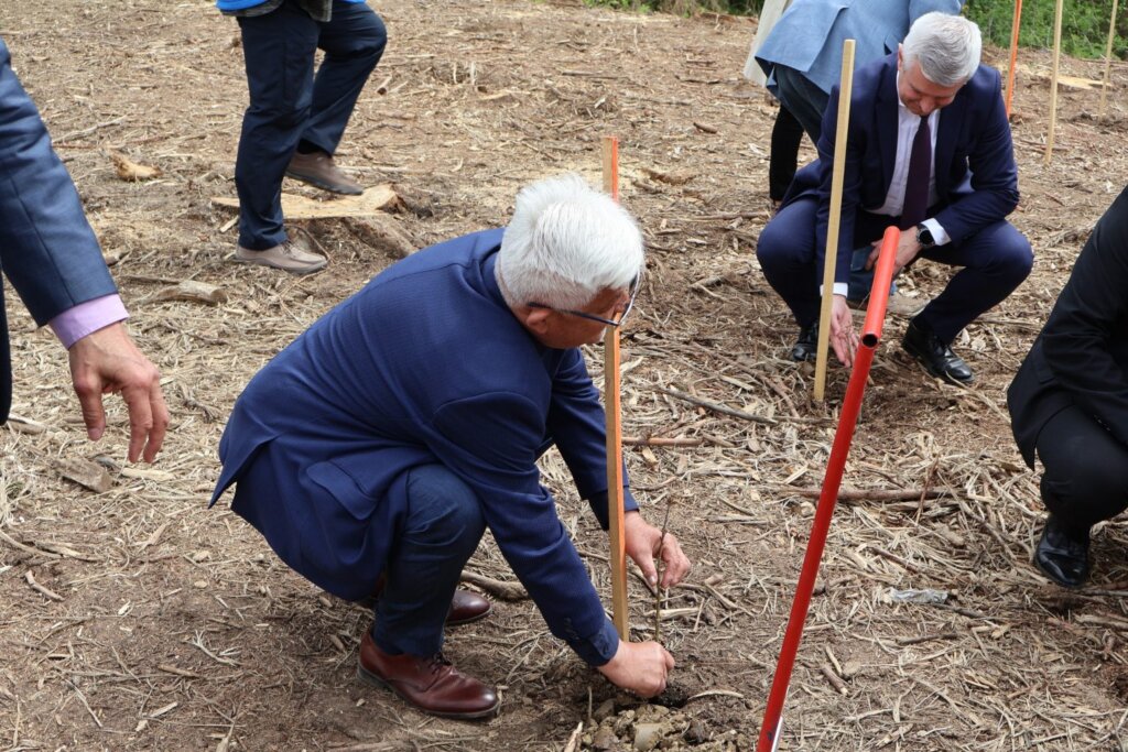 343739635_919526485966368_7317541490214297695_n-1536x1024