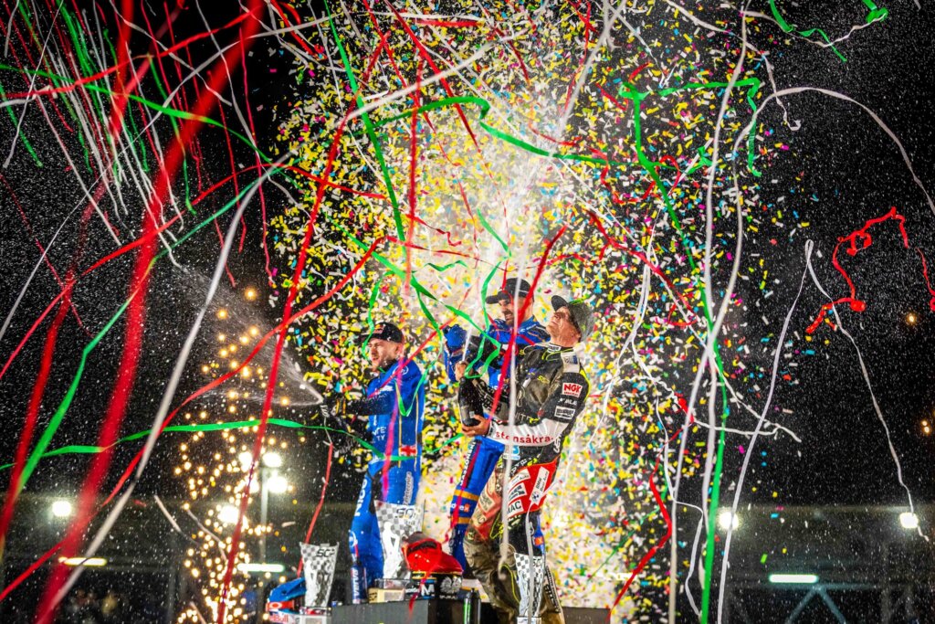 343979807_749616290226757_5119208833813170646_nas