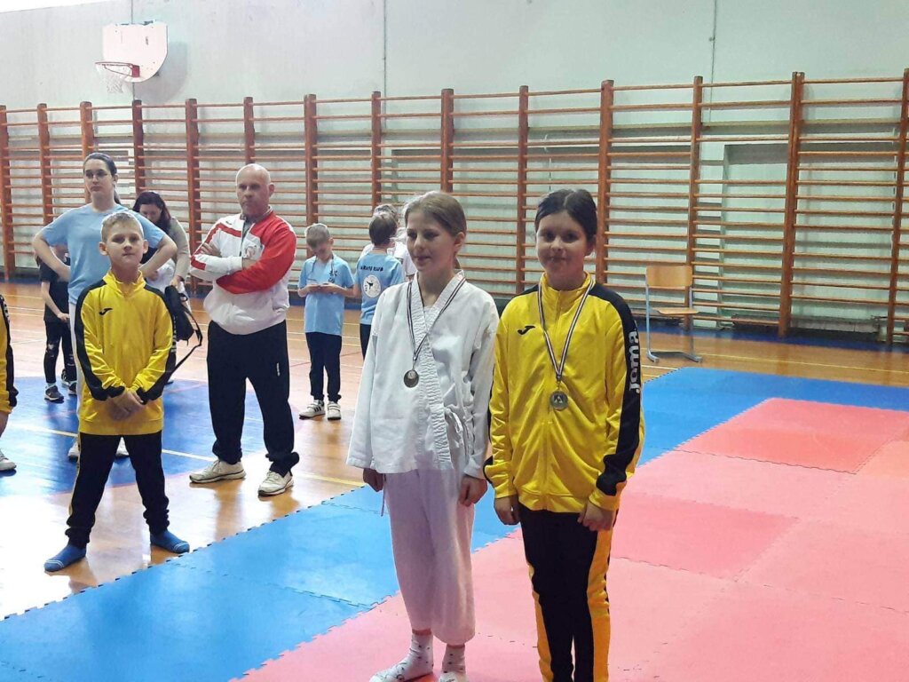 KARATE12