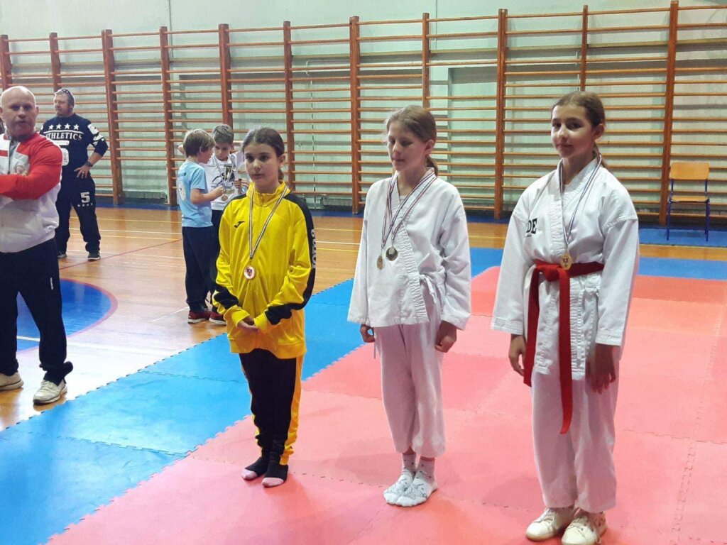 KARATE18