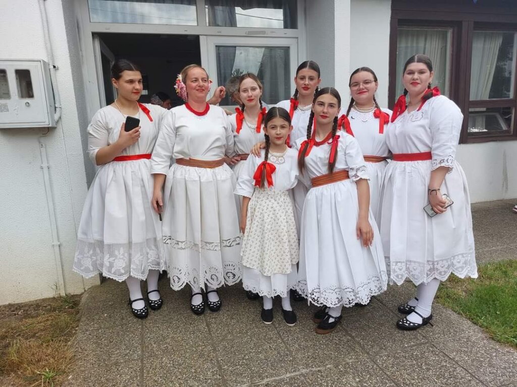 Izvorna folklorna skupina Brčevec sudjelovala na manifestaciji u Zagrebu