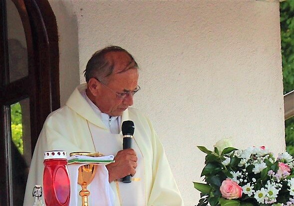 Preminuo je omiljeni svećenik, velečasni Stjepan Matoić