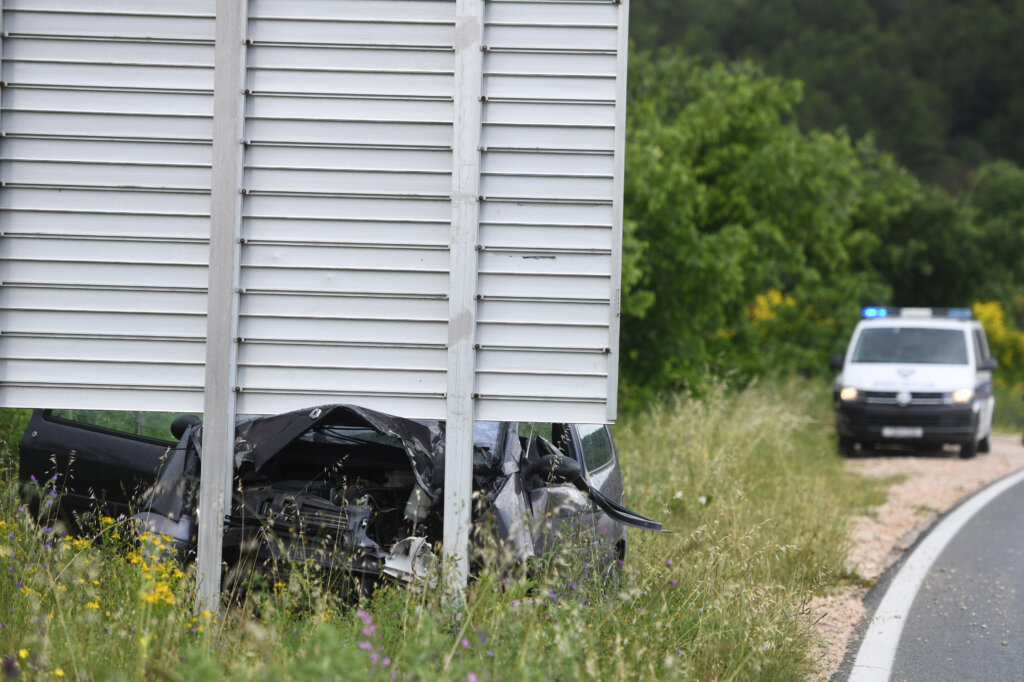 Sibenik: Prometna nesreca na izlazu iz Sibenika u kojoj je sudjelovalo jedno vozilo