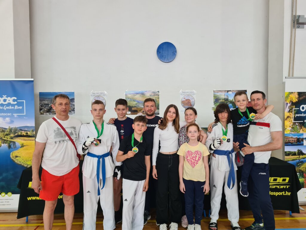 Članovi Taekwondo kluba Radnik u Križevce se vratili s novim medaljama