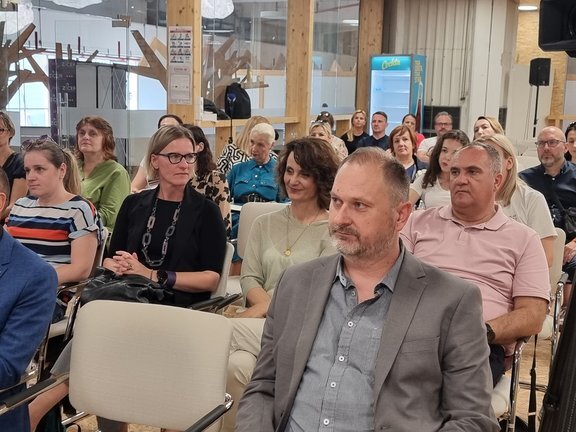 20230613_111630.jpg__648x432_q85_subsampling-2