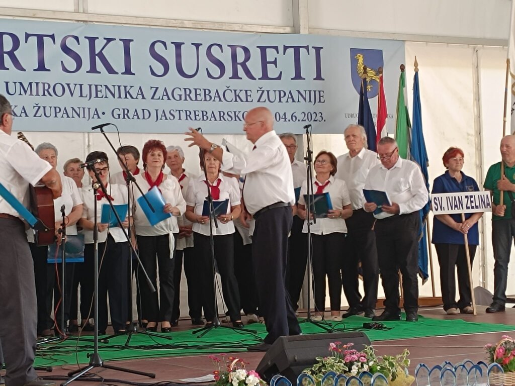 Susreti zborova i glazbenih sastava umirovljenika održani u Jastrebarskom