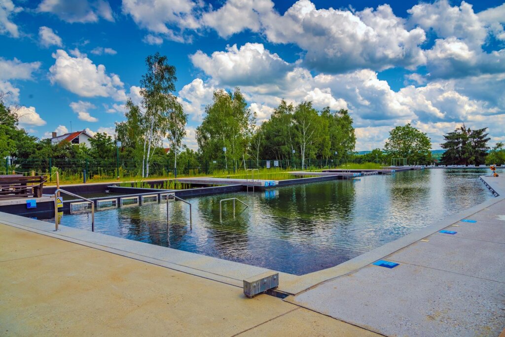 Biološko kupalište – Biopark Čazma otvara kupališnu sezonu, na dan otvorenja besplatno kupanje za sve