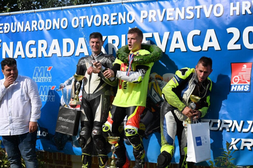 Ivan Višak slavio u Križevcima i po broju pobjeda izjednačio se s križevačkom moto legendom Draženom Kemenovićem