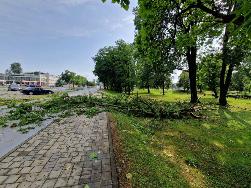 U Karlovačkoj županiji oštećeno najmanje 200 kuća