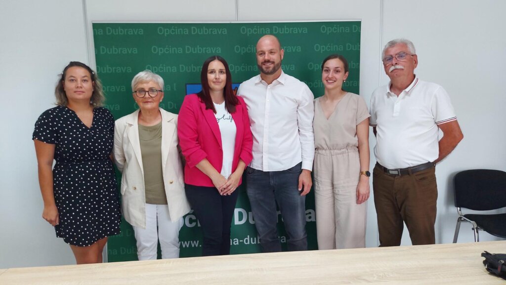 362902720_6829639440399899_7109563194431520880_n