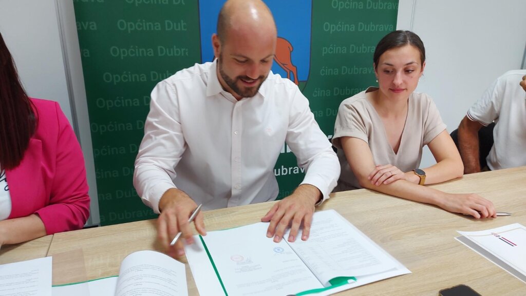 362924053_302618478899488_8689241776957408143_n