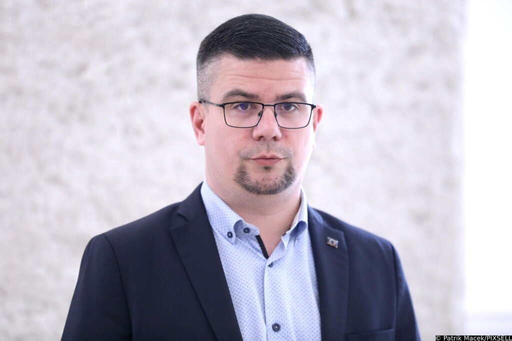 Hajduković: Vlada je ponovno zaboravila na 240 tisuća blokiranih