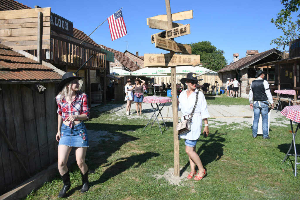 Hlebine: Na imanju Stari zanati počeo country vikend