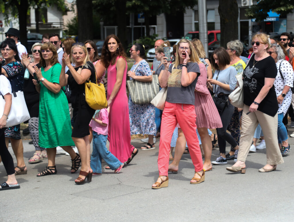 Veliki prosvjed pravosudnih djelatnika, stigli pred zgradu NSK