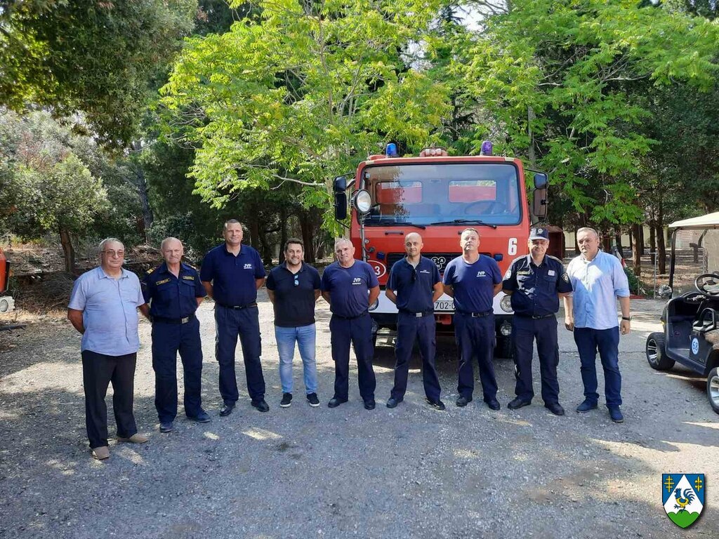 Predstavnici Županije i Vatrogasne zajednice KKŽ obišli vatrogasce na Brijunskom otočju i Kamp vatrogasne mladeži HVZ-a