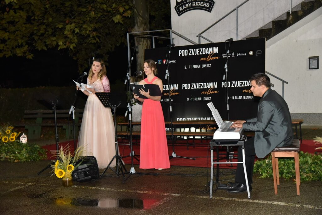 Tri večeri klasične glazbe pod zvjezdanim nebom u Lonjici