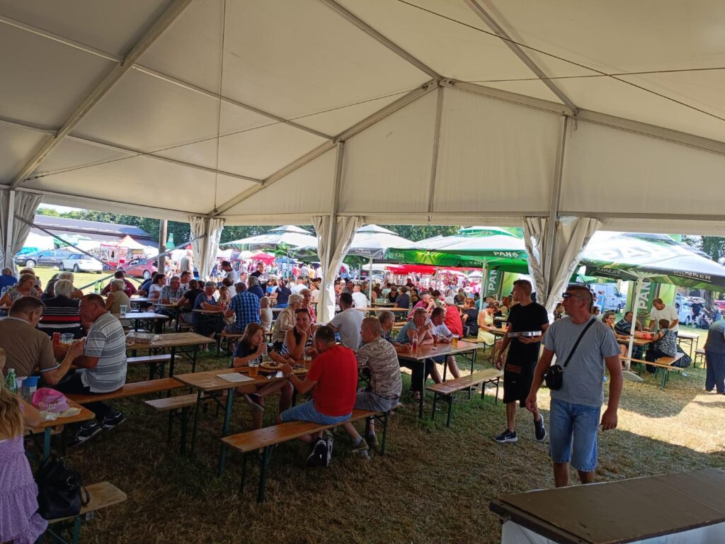 365465250_311142277972806_5656153119481500556_n