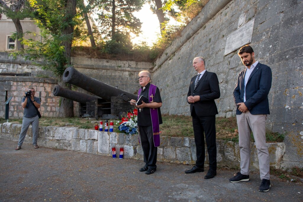 367747887_683605163806206_7414371756297698718_n