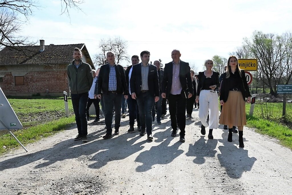 367970850_691800639435458_3747113817356943026_n