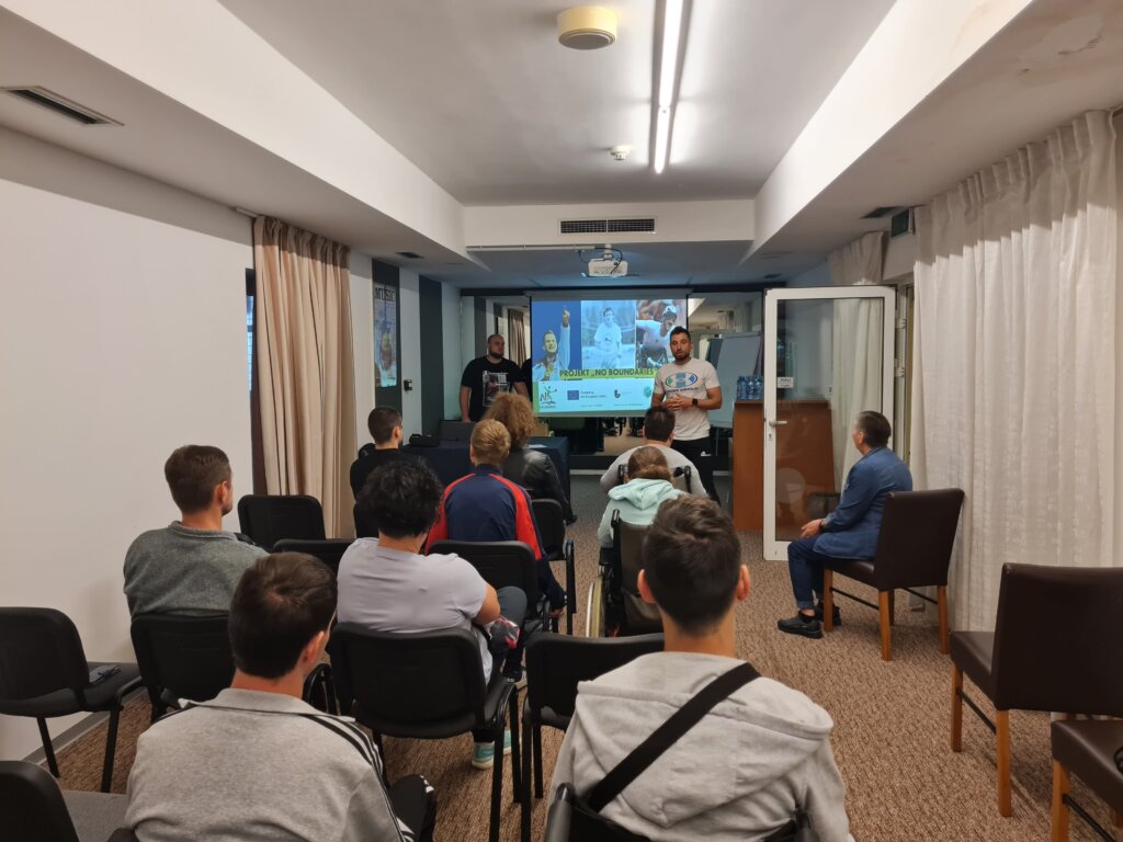 Education-for-volunteers-1