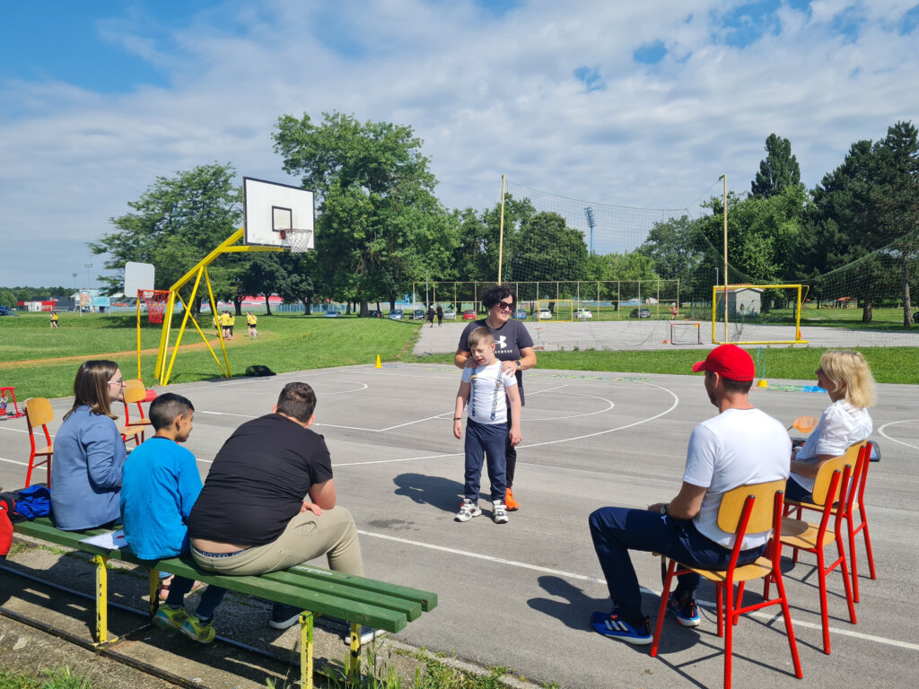 Education-for-volunteers-4