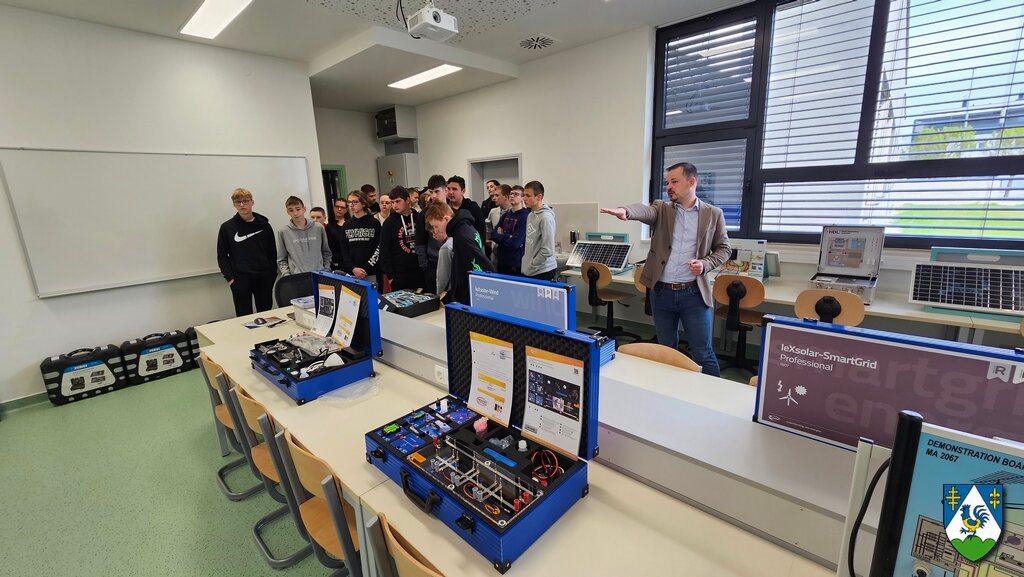 Na_Danima_otvorenih_vrata_CEKOM-a_vladao_je_velik_interes_učenika