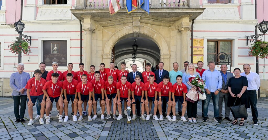 Nogometaši Druge gimnazije Varaždin osvojili treće mjesto na Svjetskom školskom prvenstvu, župan Stričak: „Ova bronca je za sve nas zlato!“