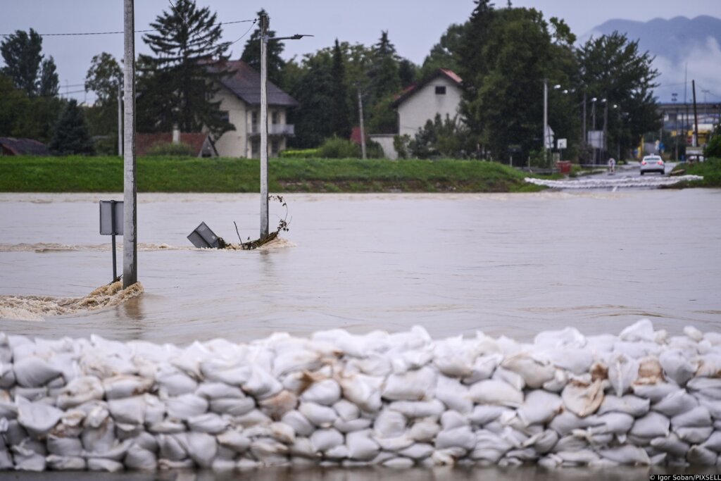 Zagreb: Oteretni Kanal Sava Odra