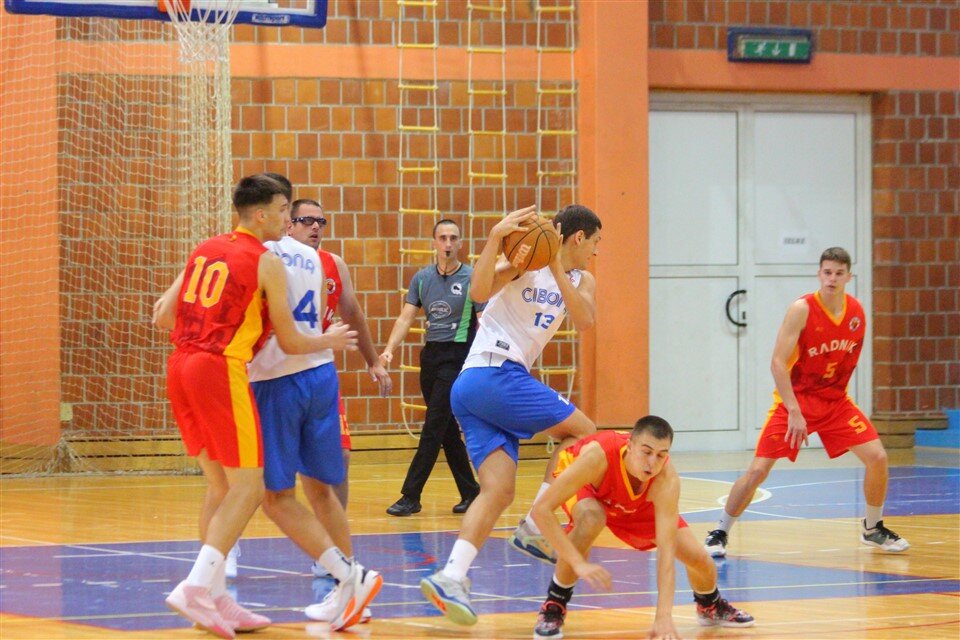 kosarka radnik krizevci cibona65