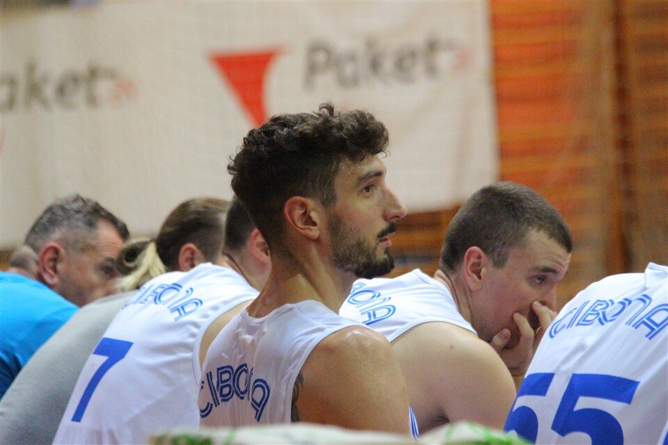 kosarka radnik krizevci cibona85