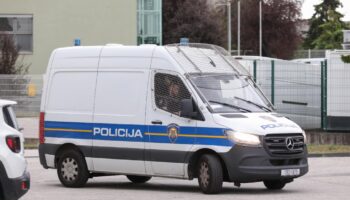 Zagreb: Privo?enje Bad Blue Boysa