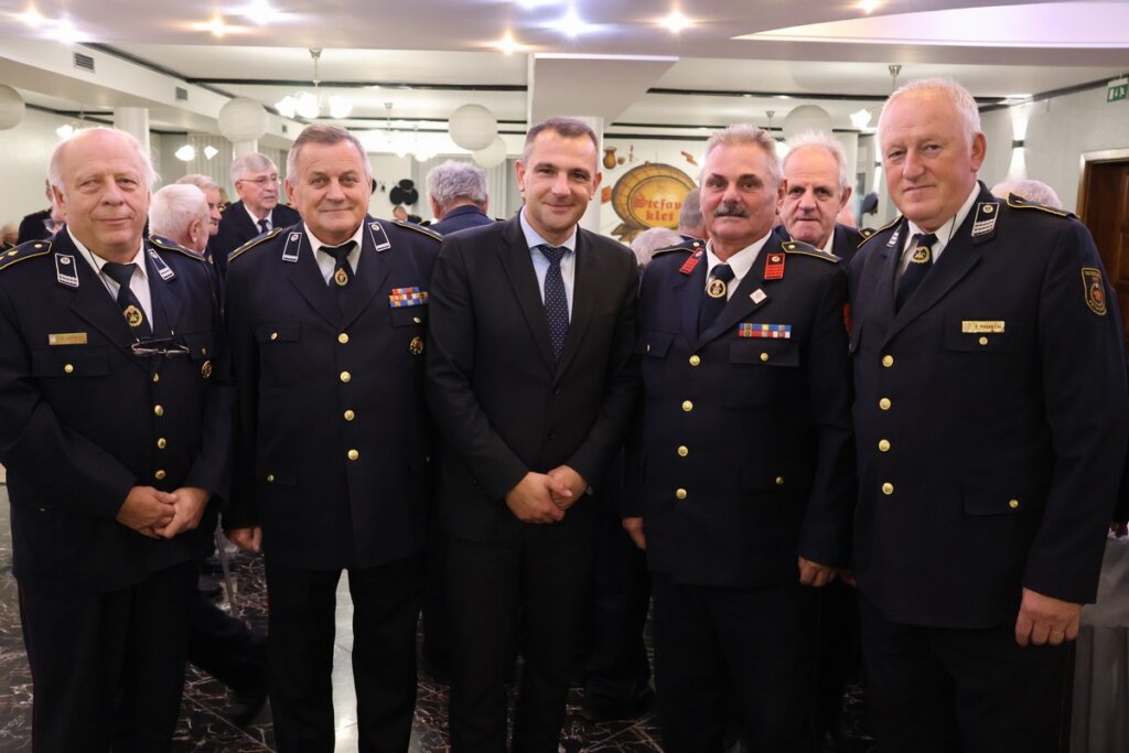 Vatrogasci-veterani-40