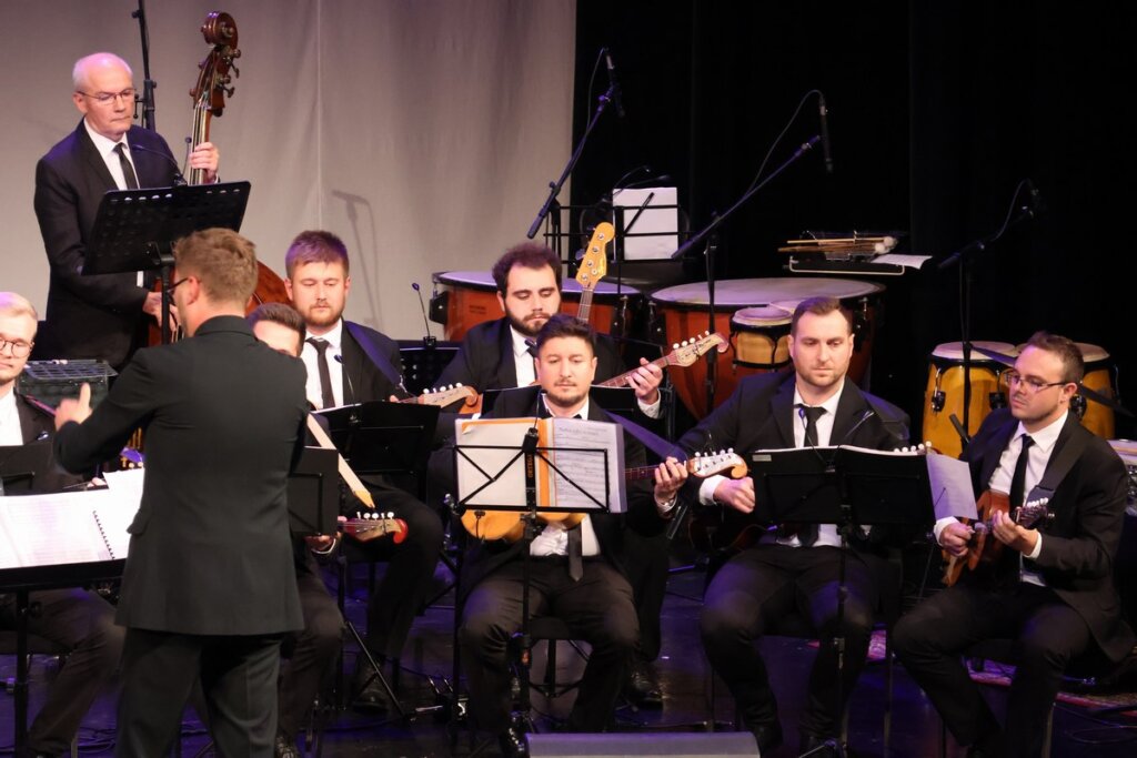 Zupanijski-tamburaski-orkestar-„Stjepan-Bujan-Stipic-22