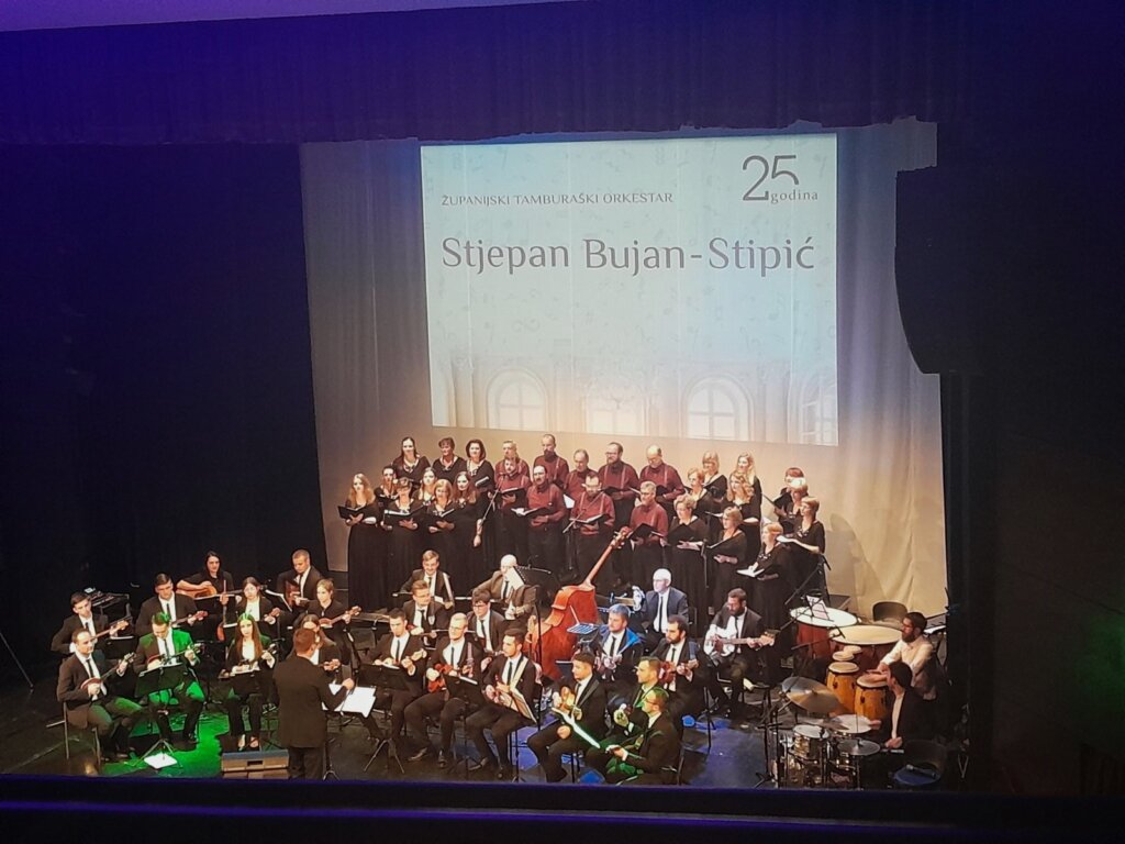 Zupanijski-tamburaski-orkestar-„Stjepan-Bujan-Stipic-30