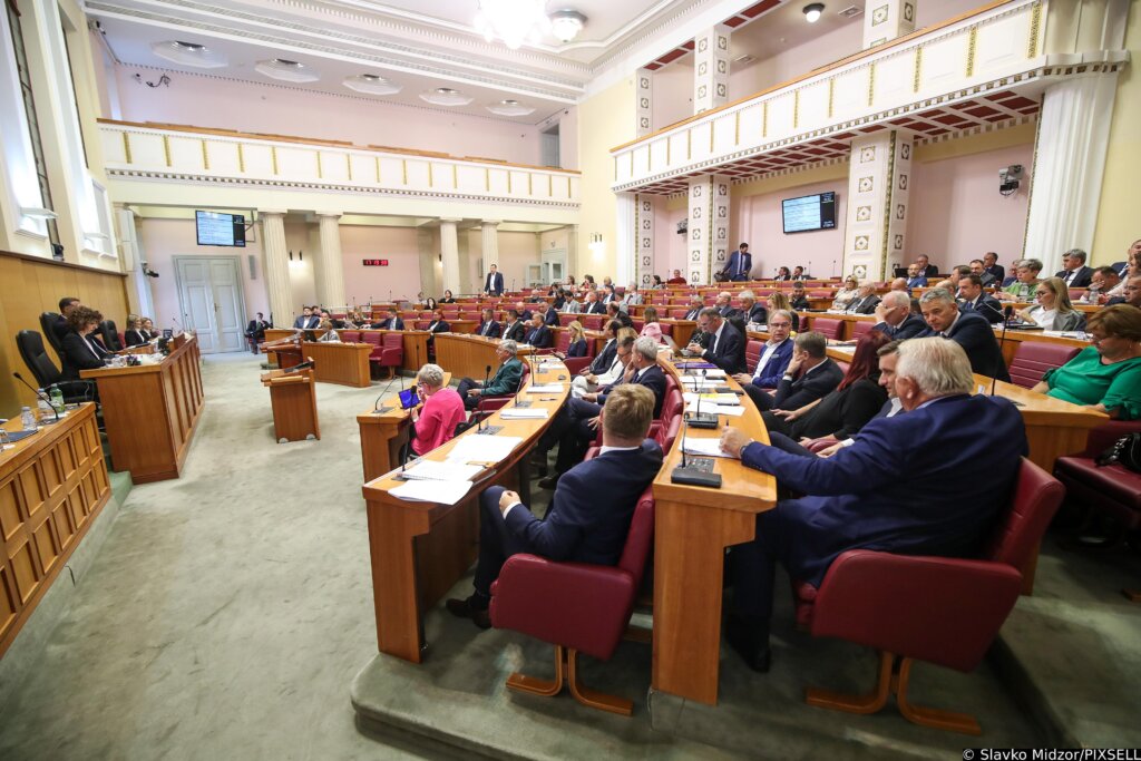 Sabor nastavlja raspravu o povećanju nacionalne naknade za starije