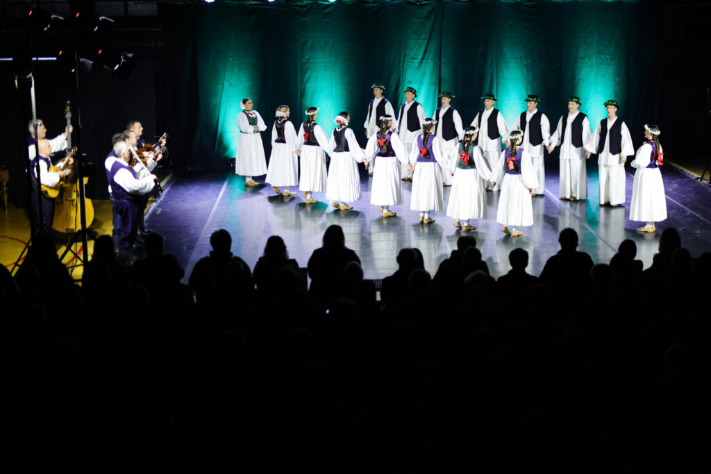 20231108203803_FB8A9889-scaled