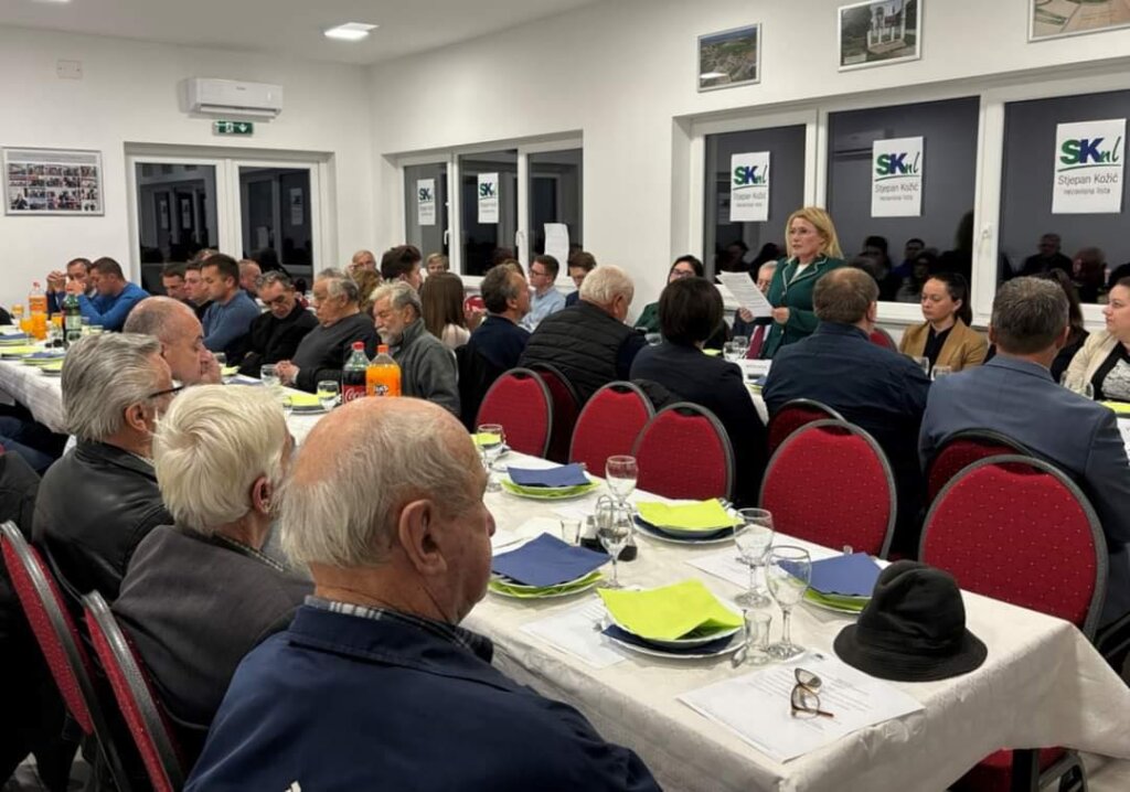 370280927_1016731026060380_5695162987105564186_n