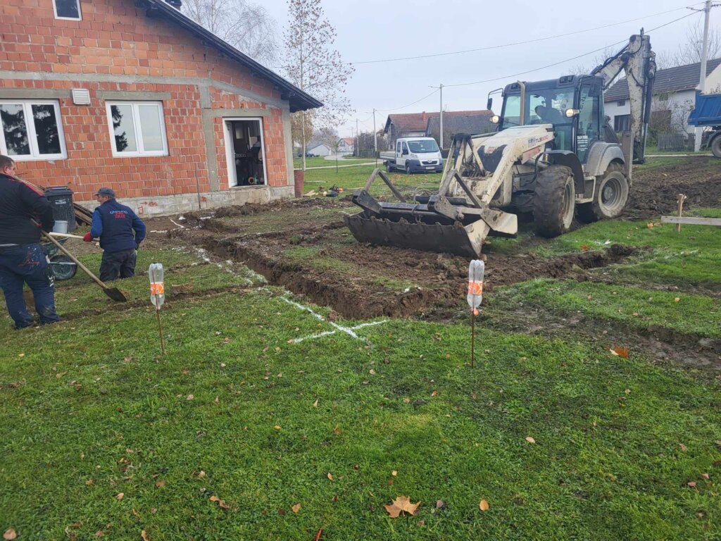[FOTO] Započeli su radovi na prvoj fazi rekonstrukcije sportskog objekta Nogometnog kluba Jedinstvo Pustakovec